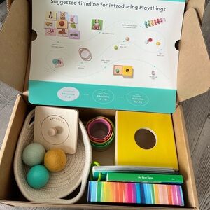 Lovevery Play Kit 7-8 months.